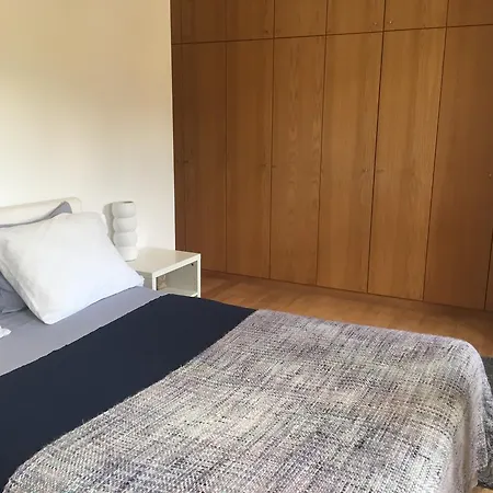 Homez T1_lisboa アパート